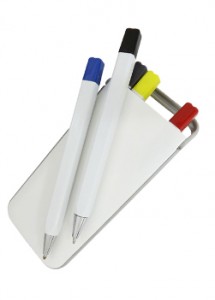Kit 3 em 1, com caneta na cor azul, marca texto na cor amarela e lapiseira (grafite 0.5), com estojo de plstico